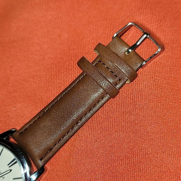 Yazole 332 Luxury Men's Business Quartz Watch Brown Leather Band 3 Hands Silver - Picture 4 of 10